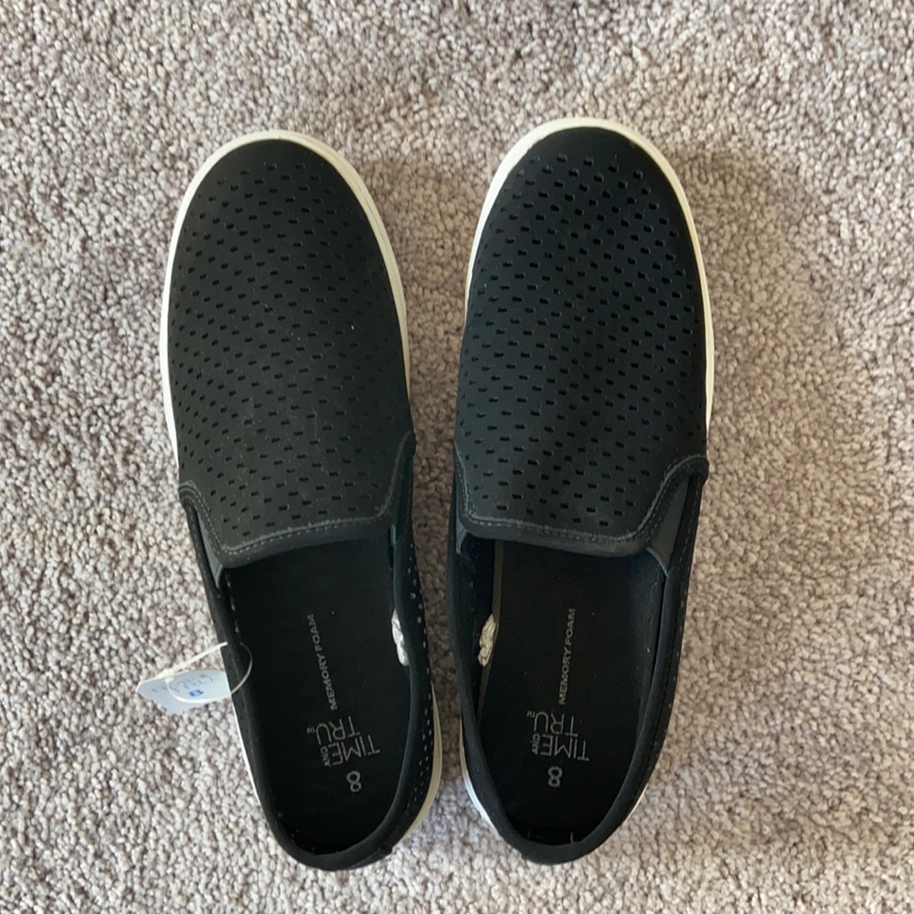 NWT Time and Tru sneakers
